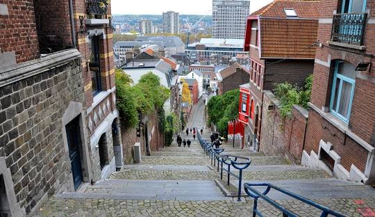 the best spots to obtain cocaine (crack) in Liège