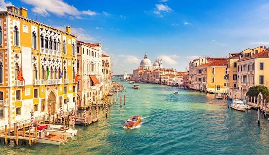 Cocaine in Venice: Best Places to Find cocaine in Venice. IS cocaine legal in venice?