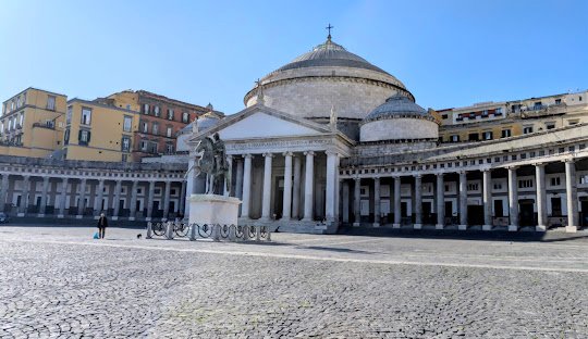Discovering cocaine in Naples, Italy (2026)