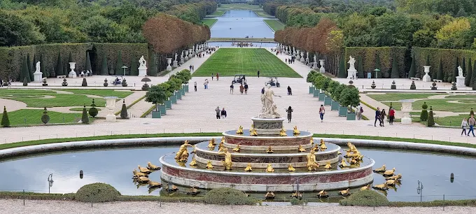 Weed in Paris: Complete Cannabis Guide for Tourists